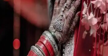 விவாகரத்துக்கு பின் மீண்டும் காதலில் விழுந்த தம்பதிகள்: மீண்டும் திருமணம்!