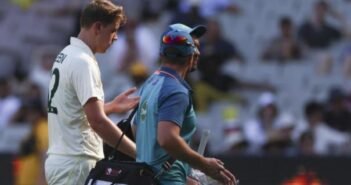 AUS vs SA | கேமரூன் கிரீன் காயம் – ஆஸ்திரேலிய அணி 386 ரன்கள் குவிப்பு | AUS vs SA | Cameron Green injured – Australia score 386 runs