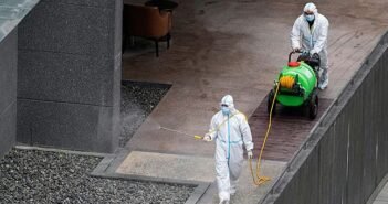 கோவிட் தொற்றிலிருந்து மக்களைக் காக்க கோரும் அதிபர் ஜி ஜின்பிங் – சீனாவில் என்ன நடக்கிறது?