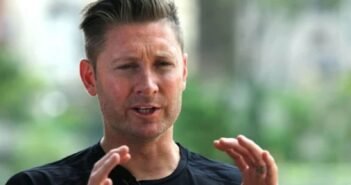 எல்லா பந்துக்கும் ஸ்வீப் ஷாட்டா.. ஃபில்டிங் சுத்தம் – ஆஸ்திரேலியா சொதப்பல் முன்னாள் வீரர் மைக்கேல் கிளார்க் விமர்சனம்