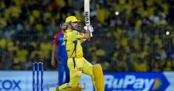 IPL 2023 | கடைசி மூன்று ஓவர்களில் மட்டுமே தோனி கவனம் செலுத்தி வருகிறார்: ஸ்டீபன் ஃபிளெமிங் | IPL 2023 Dhoni is training in certain way which suit him csk Stephen Fleming