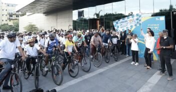 அப்போலோ சார்பில் ஏற்பாடு செய்யப்பட்ட சர்கோமா புற்றுநோய் பற்றிய விழிப்புணர்வு பேரணி! | A 5 km cyclothon was organised to create awareness about Sarcoma by apollo