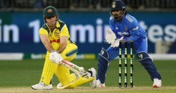 இந்தியாவுக்கு எதிரான முதலாவது சர்வதேச ஒருநாள் போட்டி: 7 விக்கெட்கள் வித்தியாசத்தில் ஆஸி. வெற்றி | team india lose first odi match with australia in perth