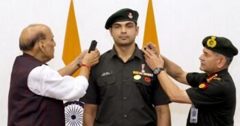 நீரஜ் சோப்ராவுக்கு லெப்டினன்ட் கர்னல் பதவி | olympian Neeraj Chopra honoured with Lieutenant Colonel rank in army