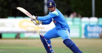 32 பந்துகளில் சதம் விளாசிய வைபவ் சூர்யவன்ஷி: இந்தியா-ஏ அணி அபார வெற்றி! | vaibhav suryavanshi hits 32 ball century for team india a in t20 cricket