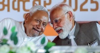 202 இடங்களுடன் பாஜக கூட்டணி வெற்றி; 35 இடங்களுடன் காங்கிரஸ் கூட்டணி படுதோல்வி | BJP alliance wins with 202 seats; Congress alliance loses badly with 35 seats