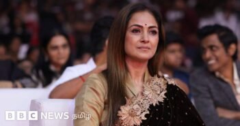 நடிகை சிம்ரனின் 10 பிரபல படங்கள் எவை?