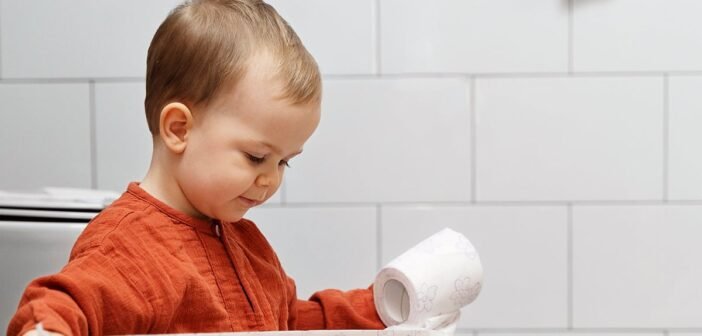 ஒரு வாரமாக மலம் கழிக்காத 4 வயதுக் குழந்தை… சிகிச்சை தேவையா? | A 4-year-old child who hasn’t passed stool for a week… Is medical treatment necessary?