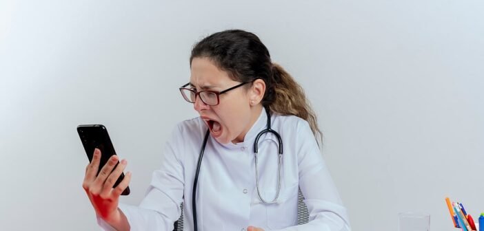 மருத்துவ உலகின் புதிய அச்சுறுத்தல்…. ‘IDIOT Syndrome’
என்ன, எப்படி மீள்வது? | Medical World’s Newest Threat… ‘IDIOT Syndrome’: What you need to know and how to overcome it?