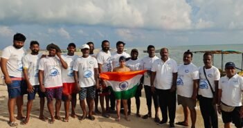 தனுஷ்கோடி – தலைமன்னார் 58 கி.மீ தூரம் நீந்திக் கடந்த 20 வயது நீச்சல் வீராங்கனை