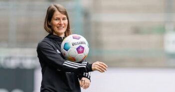 மேரி-லூயிஸ் எட்டா: ஐரோப்பாவின் டாப் 5 லீக் கால்பந்தில் முதல் பெண் பயிற்சியாளர்!