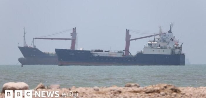ஹோர்மூஸ் நீரிணையை மீண்டும் மூடியது இரான் – அமெரிக்கா கூறுவது என்ன?