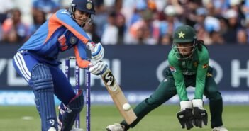 IND vs Pak: இந்தியா – பாகிஸ்தான் வீராங்கனைகளிடையே களத்தில் மோதலா? வைரல் வீடியோவின் உண்மை பின்னணி!