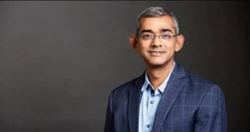 மெட்டா இந்தியா தலைவர் அருண் ஶ்ரீனிவாஸ் மீது வழக்கு: என்ன காரணம்?|Meta India Chief Booked: Hyderabad Police Take Action
